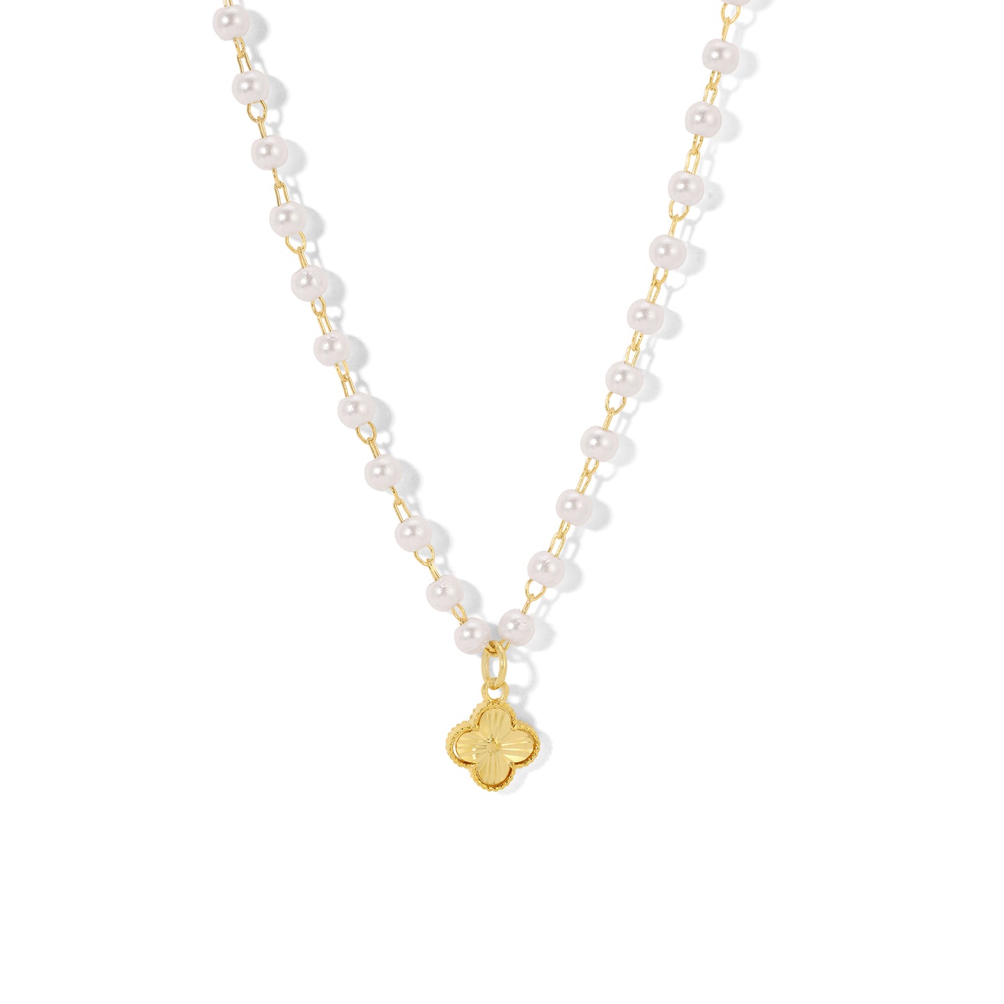 Glimmering  Clover Necklace